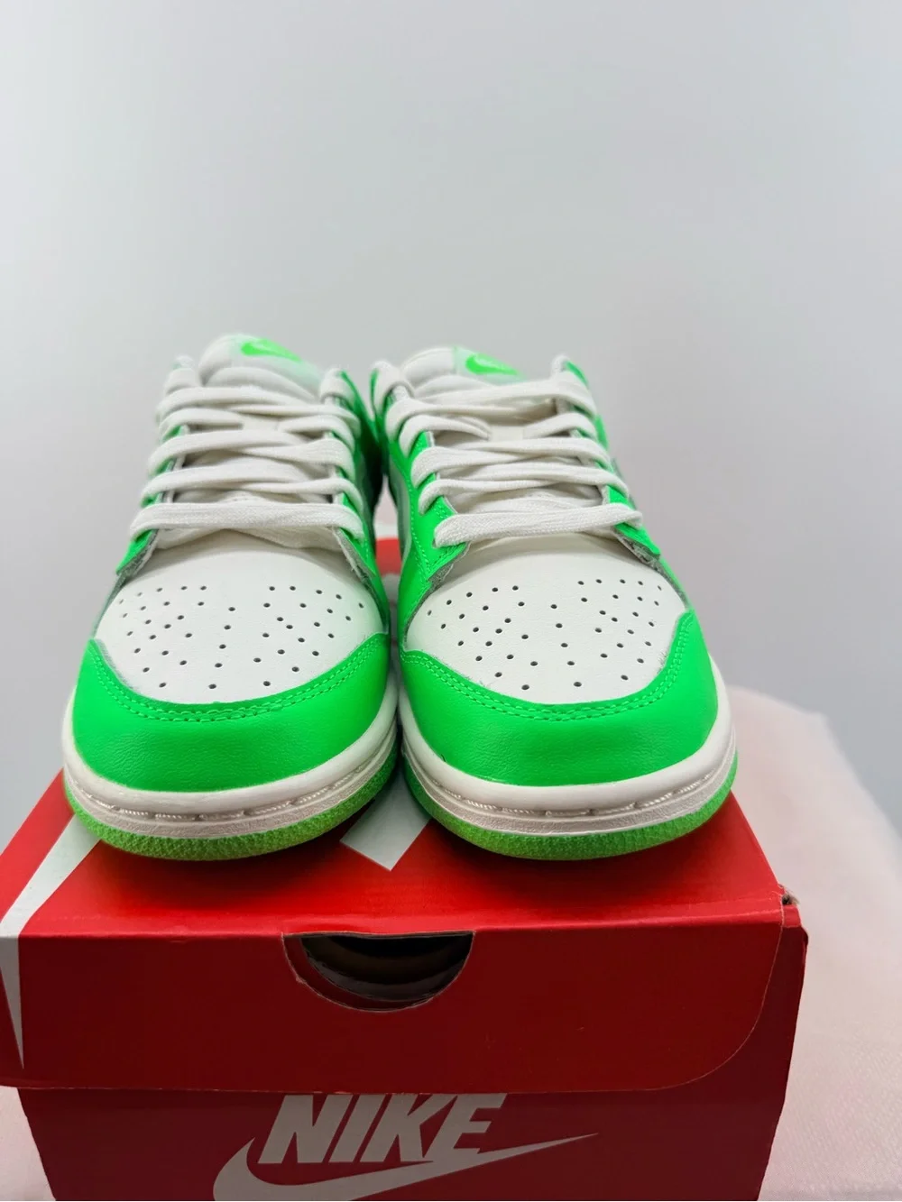 Nike Low Green Strike NEW 6.5W/ 5M